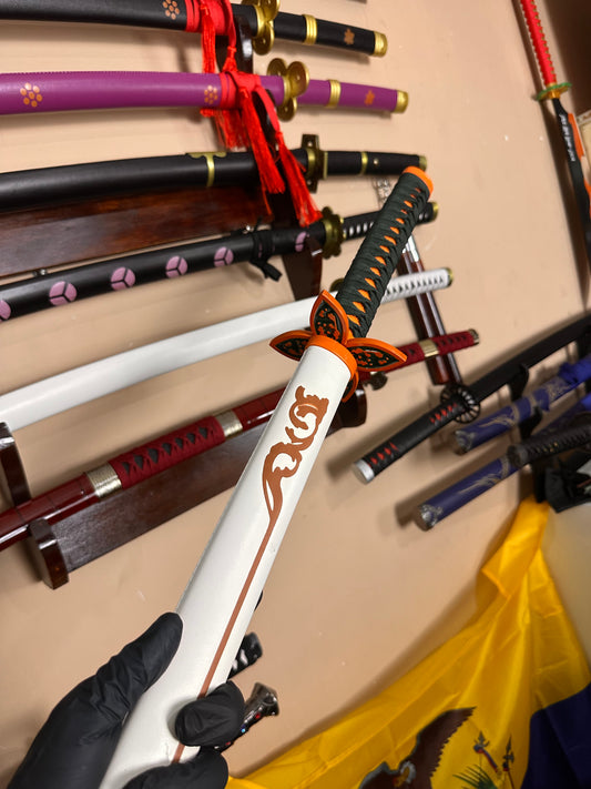 Katana De Metal Decorativa de Kocho Shinobu - Acero Kimetsu no Yaiba - Demon Slayer