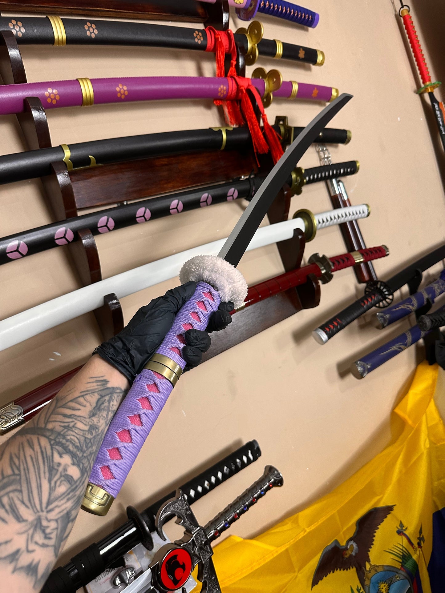 Katana Decorativa Trafalgar Law One Piece morada 2da Version
