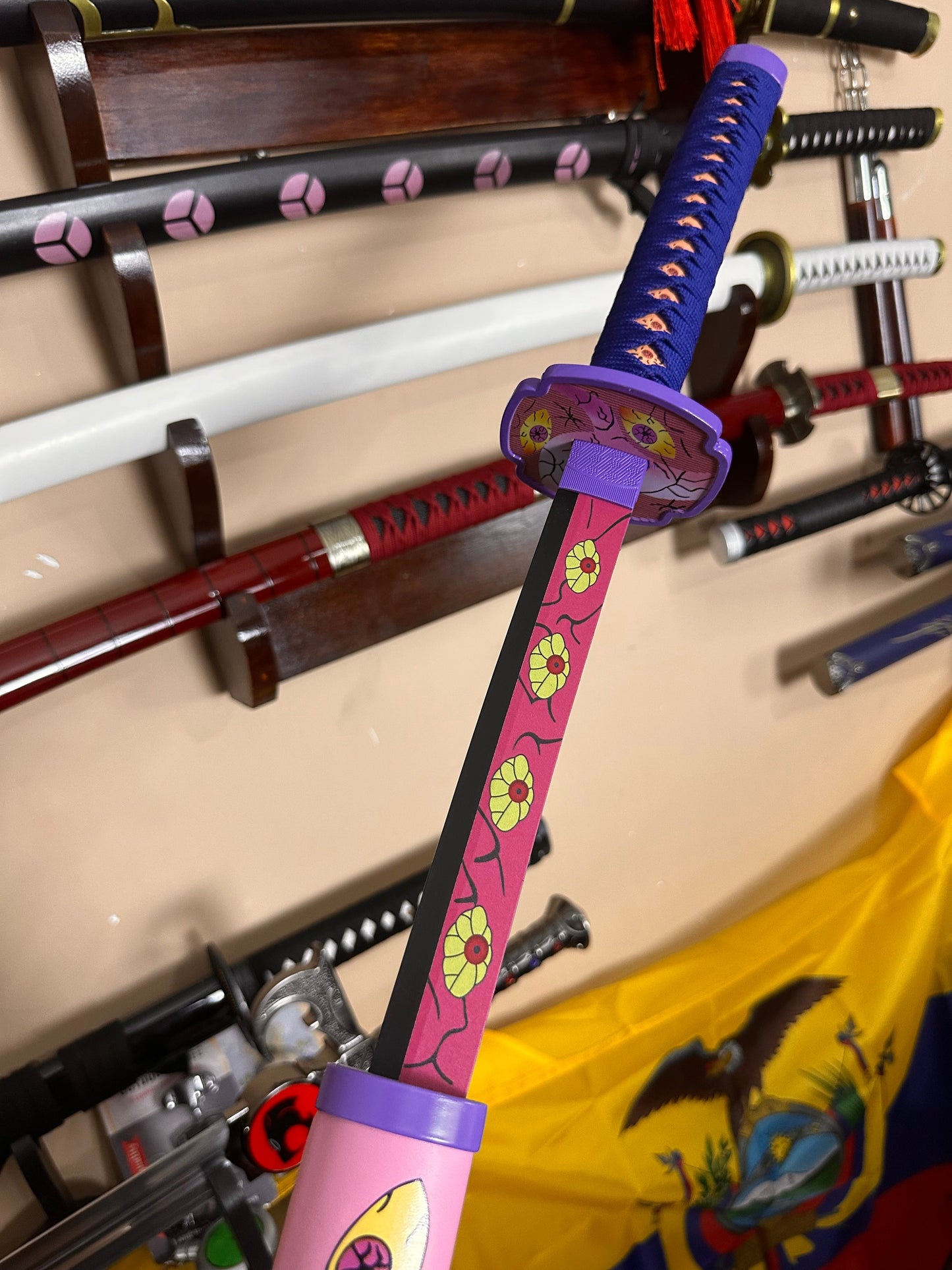 Katana Decorativa Kokushibo de Tsugikuni Michikatsu Kimetsu no Yaiba