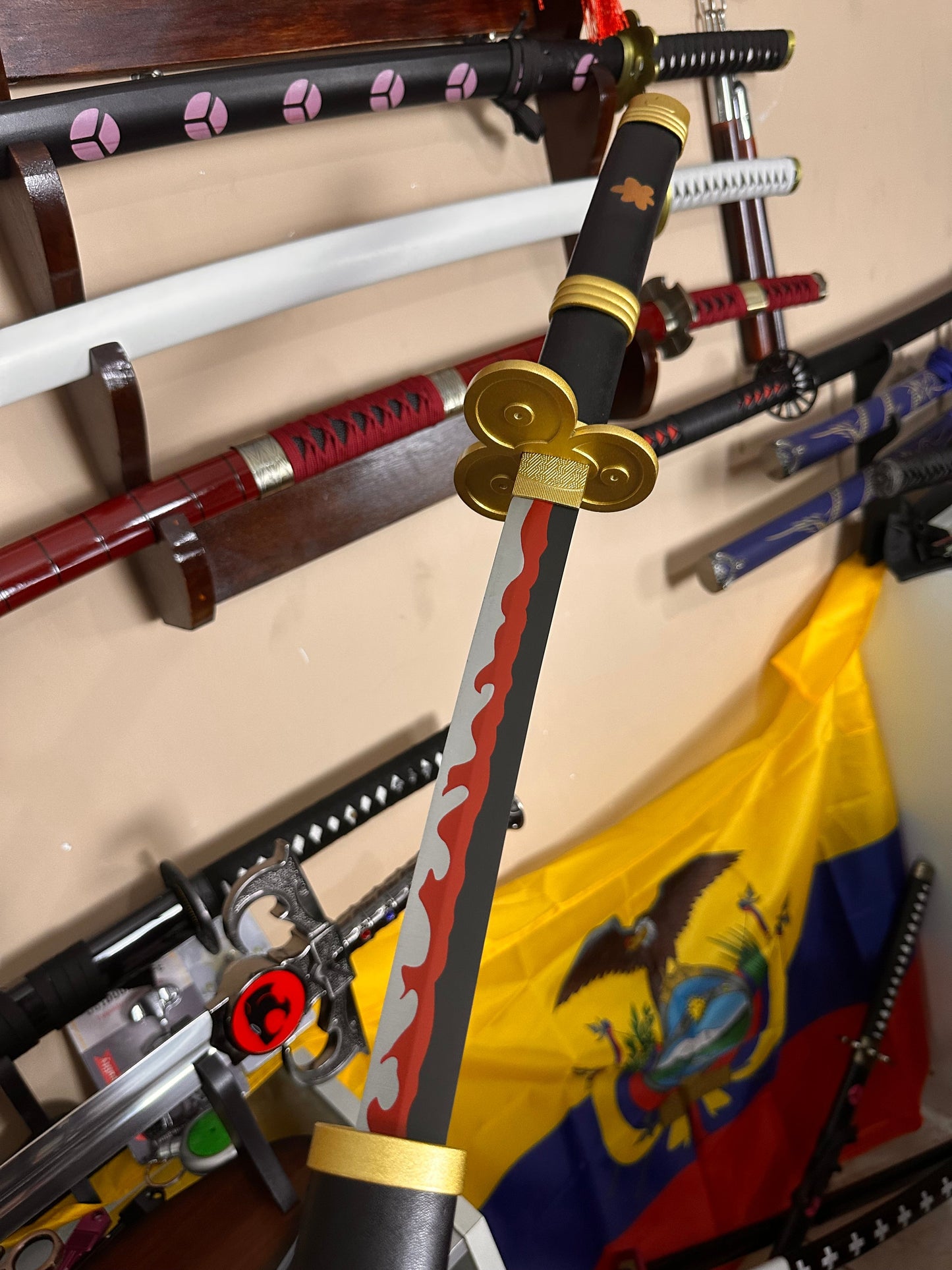 Katana Enma version negra de Zoro de One Piece Decorativa