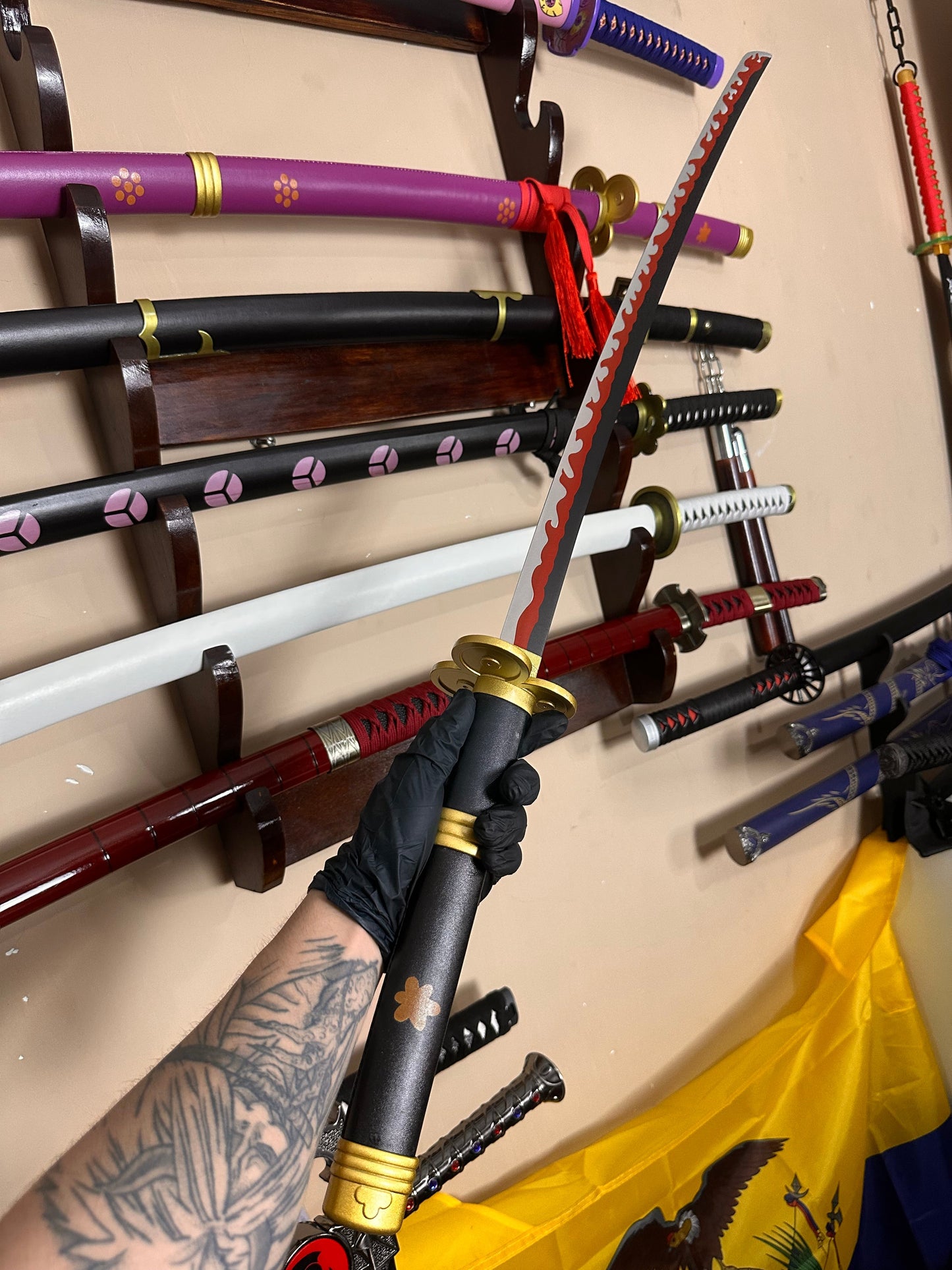 Katana Enma version negra de Zoro de One Piece Decorativa