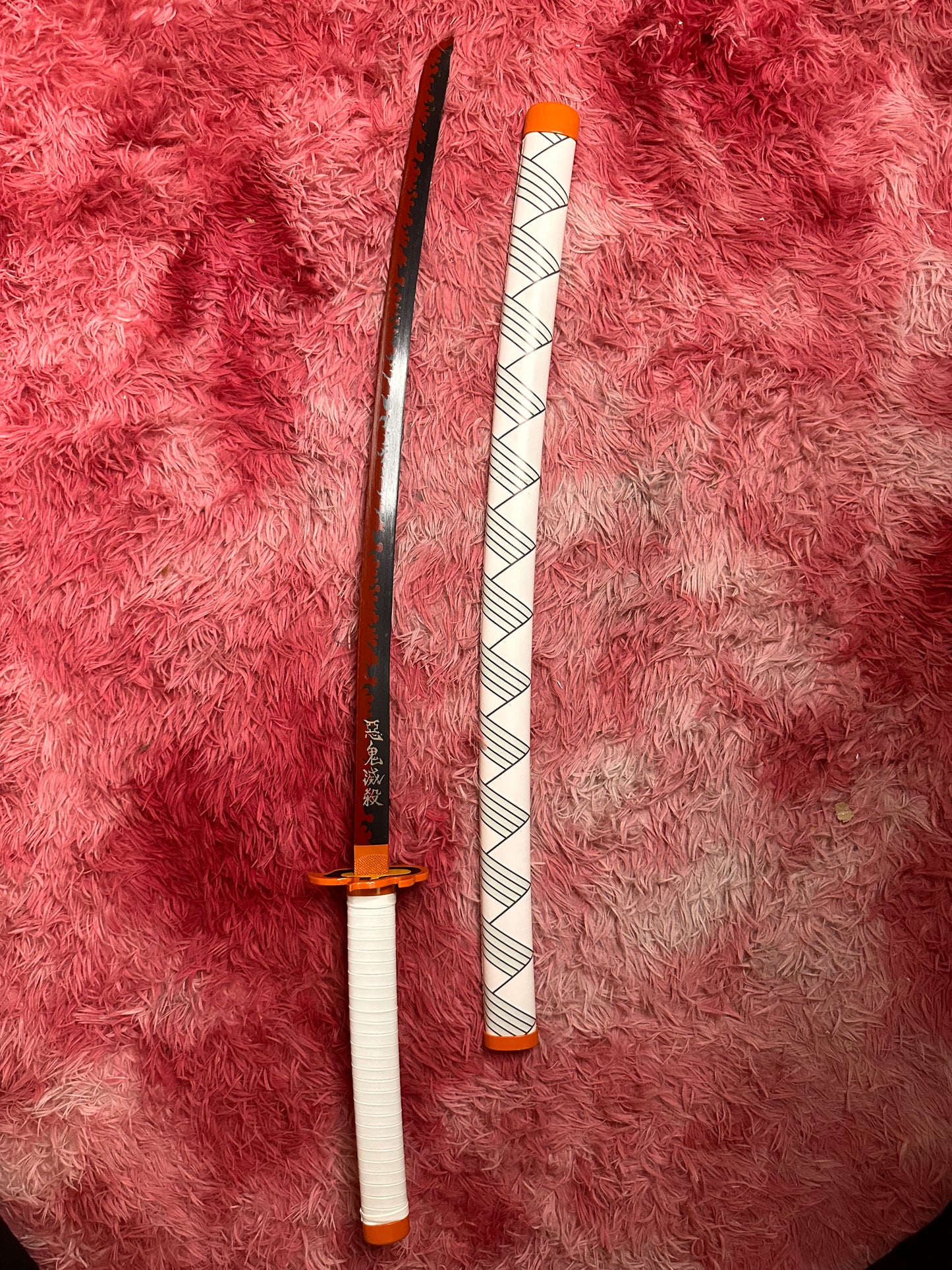Katana De Metal de Rengoku Kyojuro Demon Slayer Kimetsu no Yaiba - Alta Calidad